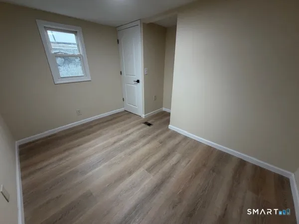 $2,000 | 55 Sugar Street, Unit 17, Newtown, CT 06470