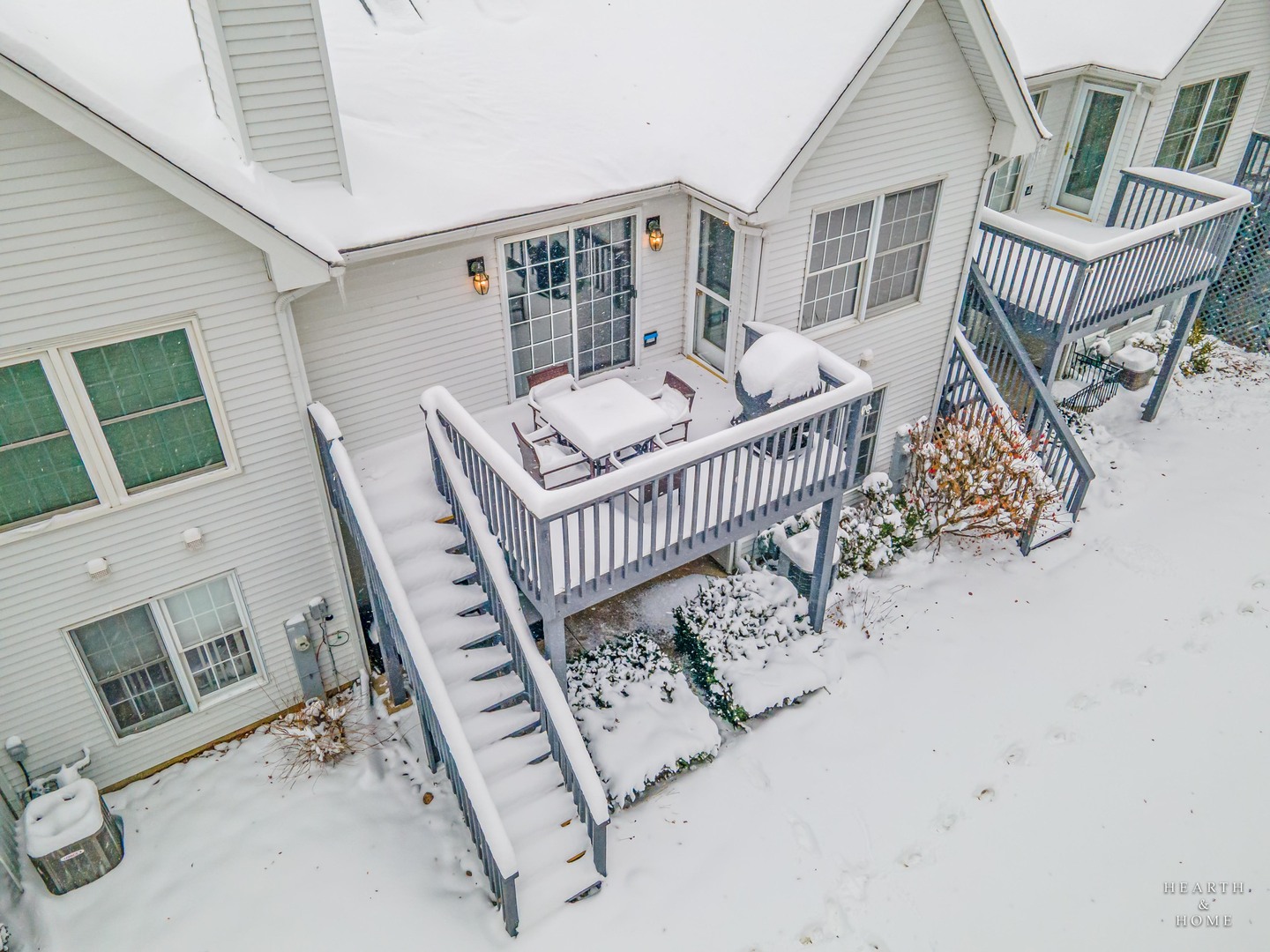 679 Barlina Road Crystal Lake, IL 60014 - Photo 25 of 28 a bedroom with furniture and a window