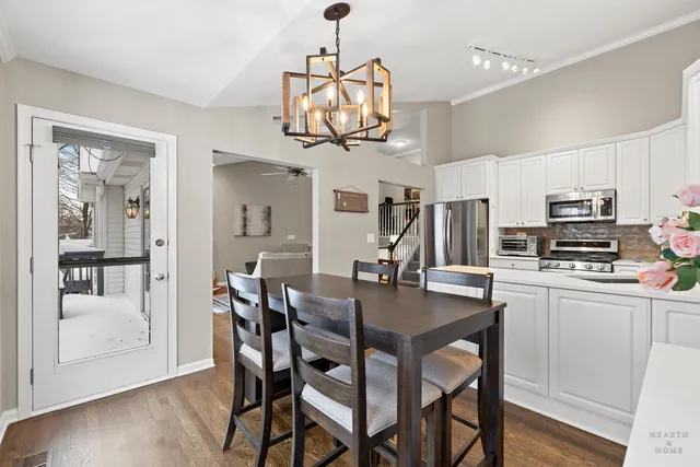 $289,000 | 679 Barlina Road, Crystal Lake, IL 60014