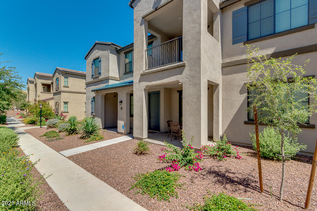 3900 East Baseline Road, Unit 135 Phoenix, AZ 85042 - Photo 2 of 19 02-Baseline