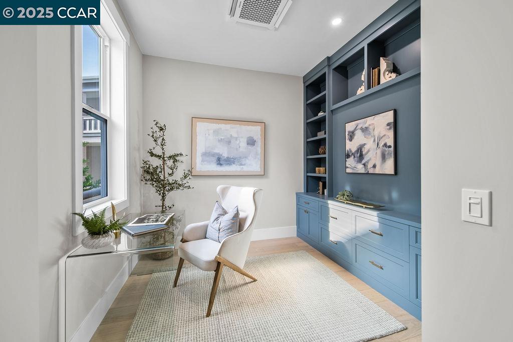 600 Hartz Avenue, Unit 103 Danville, CA 94526 - Photo 28 of 34 a living room with furniture