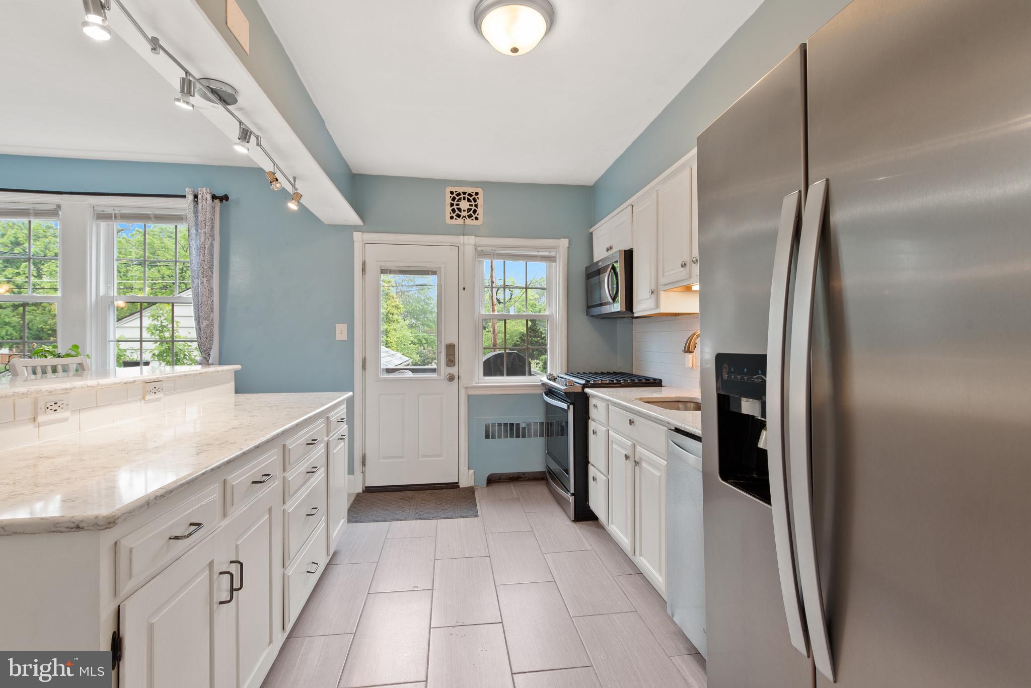 23 Dunkirk Road Baltimore, MD 21212 - Photo 15 of 40