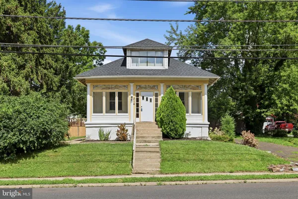 $379,900 | 214 North Hills Avenue, Glenside, PA 19038