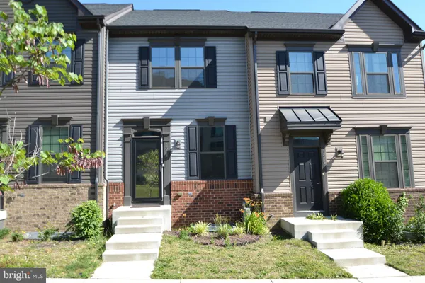 $2,600 | 1318 Trestle Drive, Fredericksburg, VA 22401