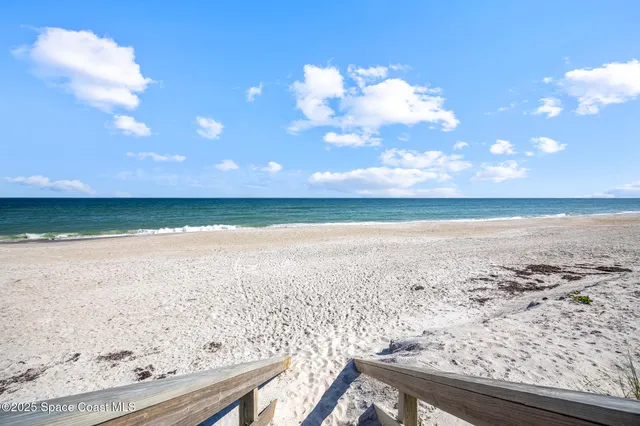 $695,000 | 162 River Walk Drive, Melbourne Beach, FL 32951