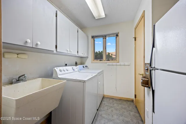 $695,000 | 162 River Walk Drive, Melbourne Beach, FL 32951