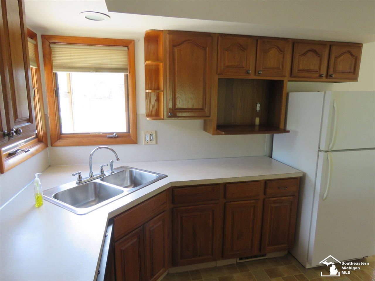 315 Ida Maybee Road Monroe, MI 48161 - Photo 9 of 46