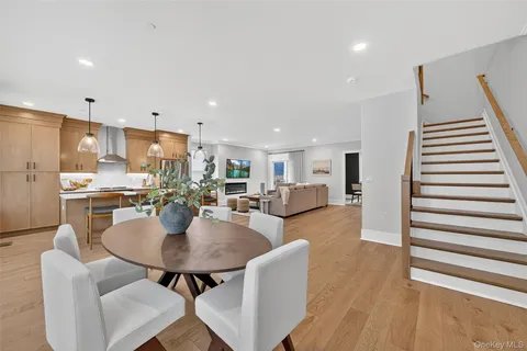 $1,098,450 | 1827 Soundview Court, Yorktown Heights, NY 10598