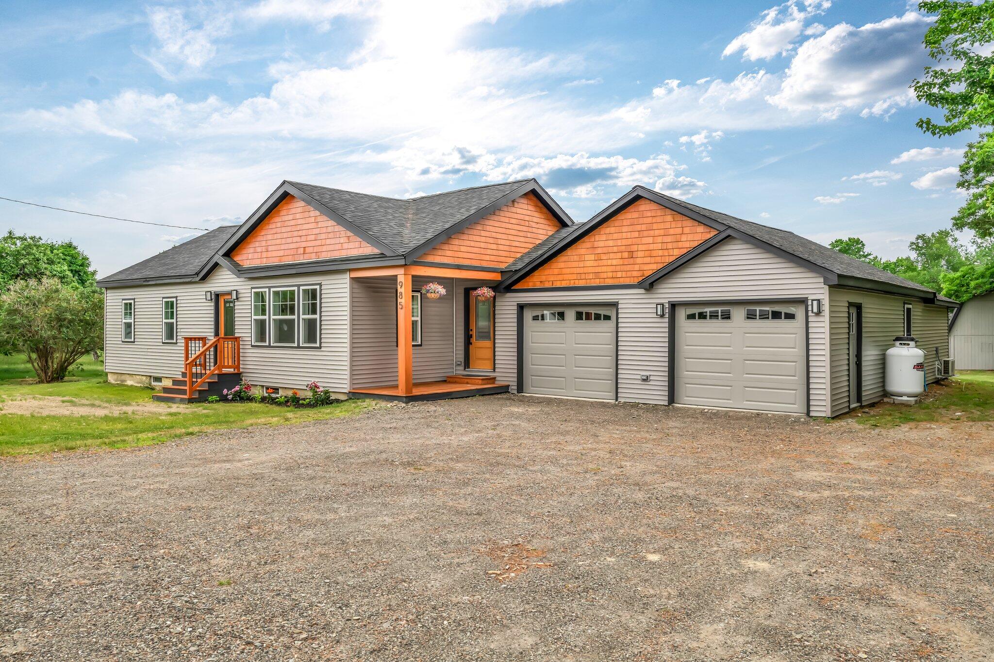 985 Main Road Eddington, ME 04428 - Photo 2 of 44 30-web-or-mls-985-main-rd