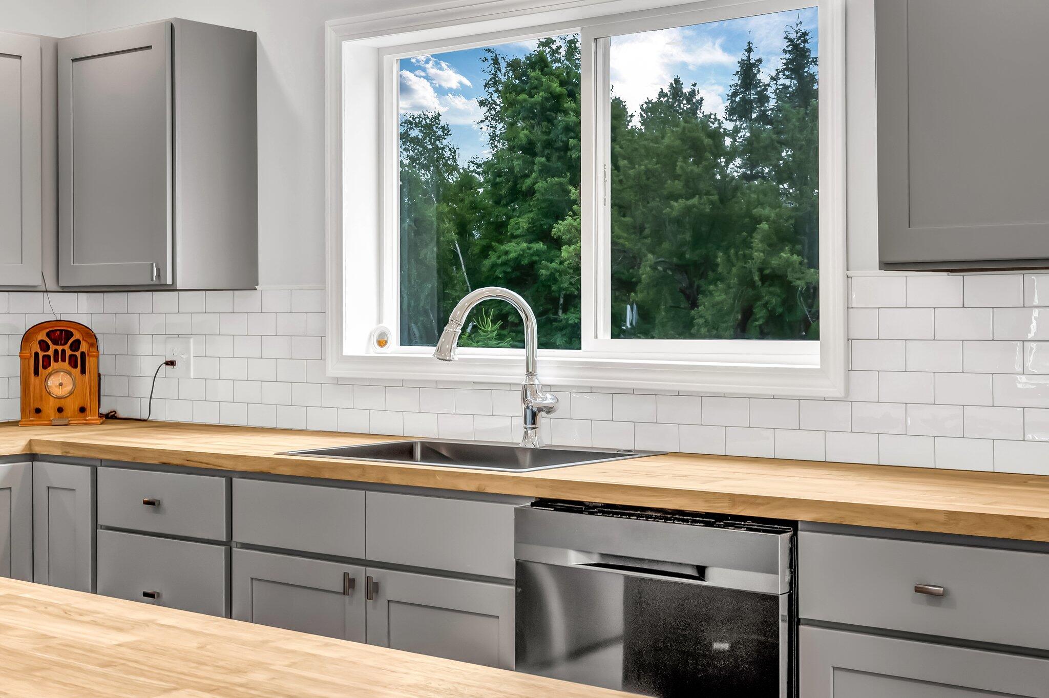 985 Main Road Eddington, ME 04428 - Photo 10 of 44 38-web-or-mls-985-main-rd