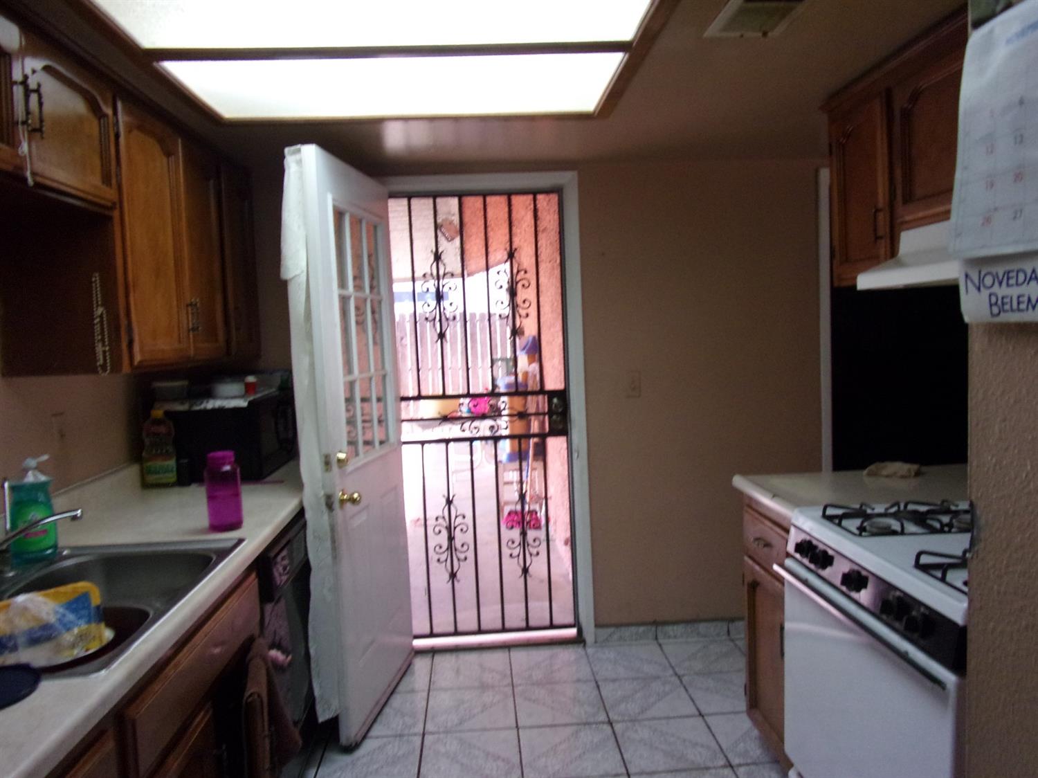 1147 East Santa Rosa Street Reedley, CA 93654 - Photo 16 of 35 Gallery Image 16