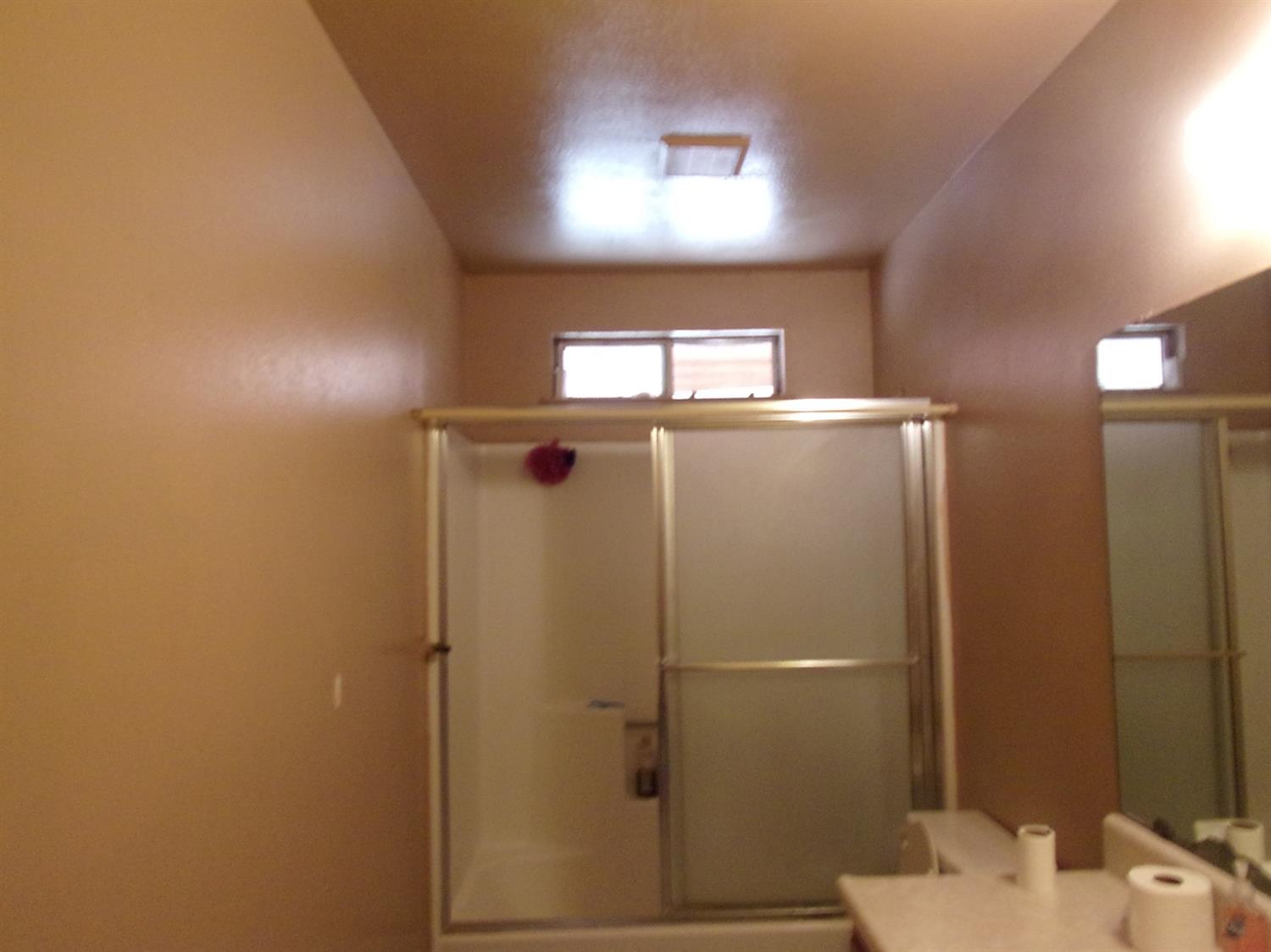 1147 East Santa Rosa Street Reedley, CA 93654 - Photo 18 of 35 Gallery Image 18