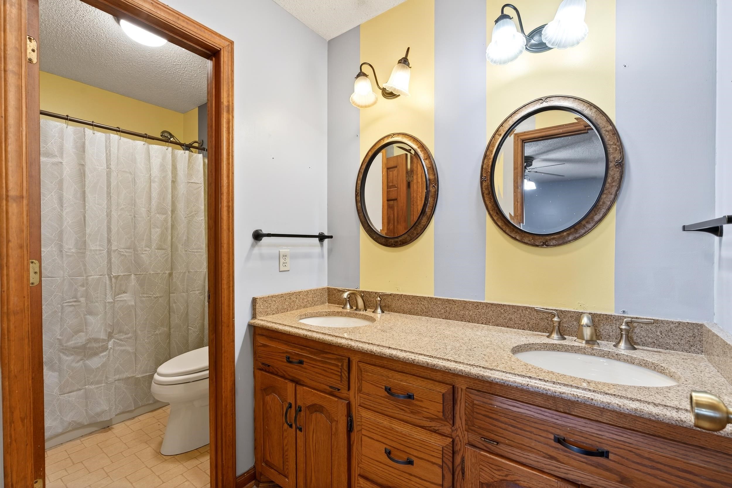 112 Sheraton Loop Gaffney, SC 29341 - Photo 24 of 45 Master Bathroom