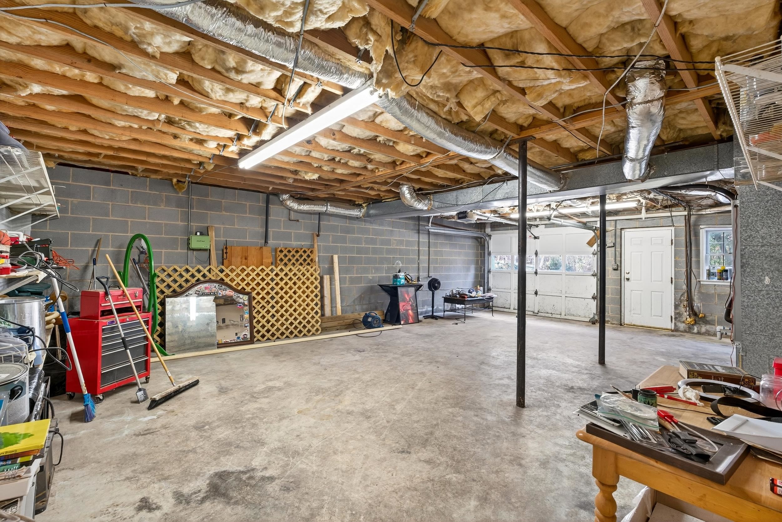 112 Sheraton Loop Gaffney, SC 29341 - Photo 29 of 45 Basement Unfin Garage