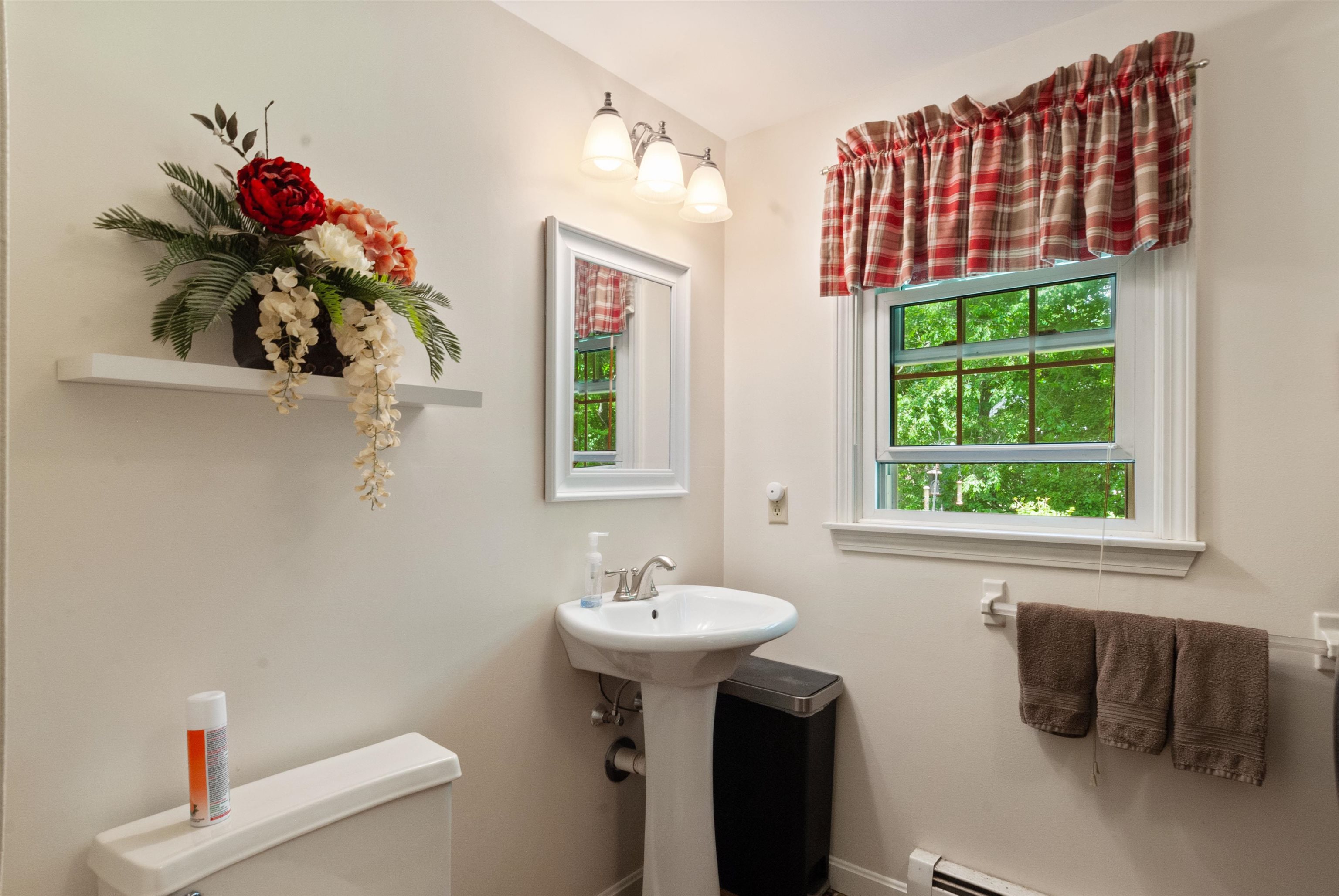 34 Hampton Falls Road Exeter, NH 03833 - Photo 15 of 28