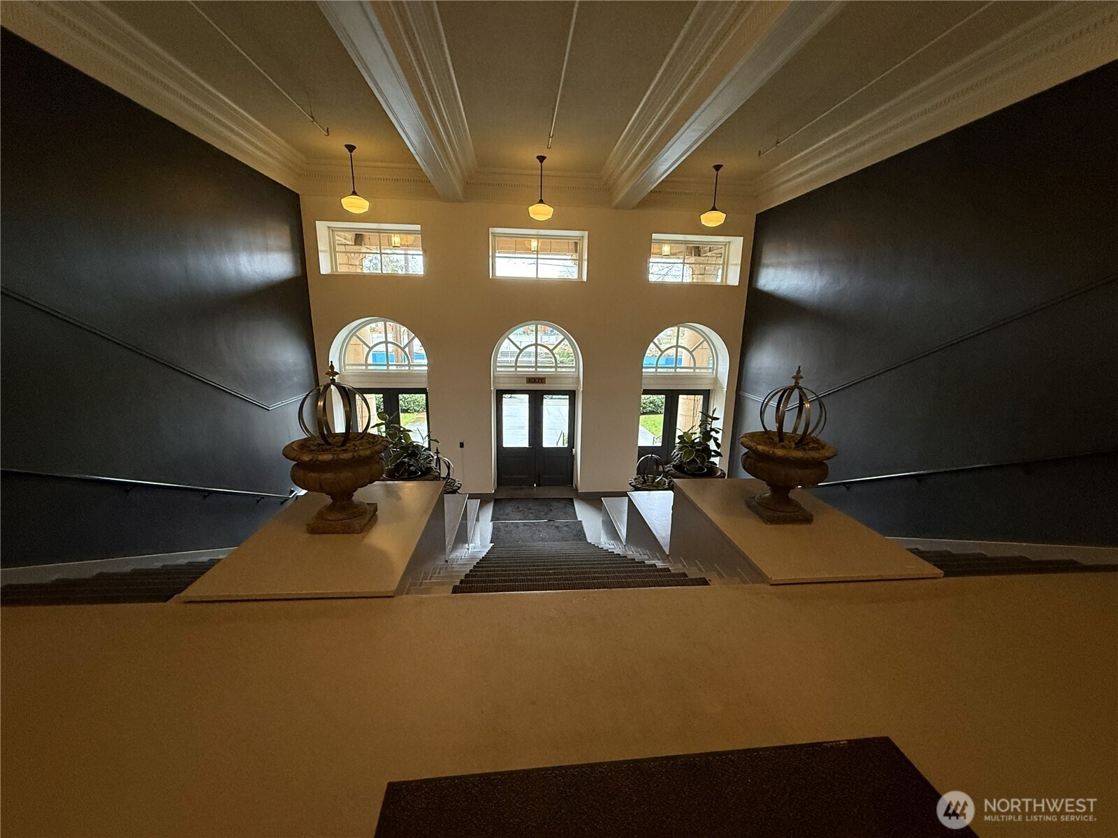 201 Galer Street, Unit 442 Seattle, WA 98109 - Photo 36 of 40