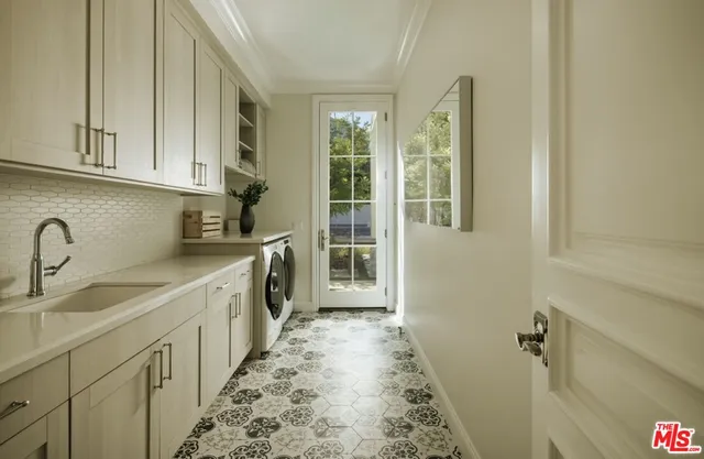 $8,995,000 | 4509 Noeline Avenue, Encino, CA 91436