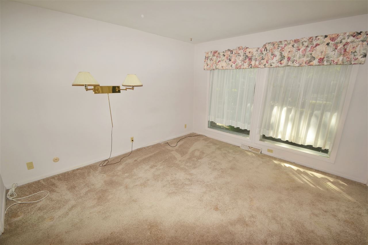 5204 North Hickory Road Muncie, IN 47303 - Photo 9 of 26 Gallery Image 9