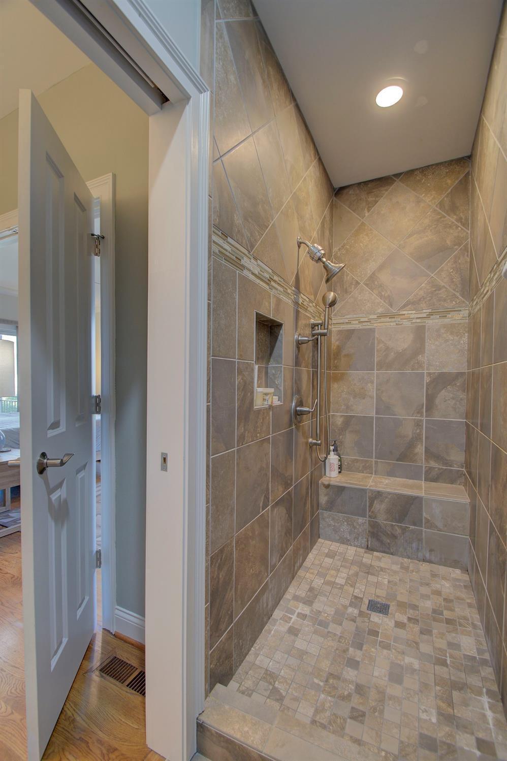 421 Boal Street Cincinnati, OH 45202 - Photo 23 of 44