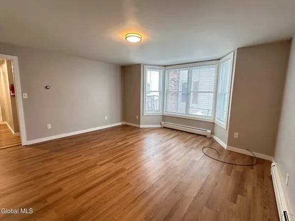 $1,100 | 23 River Street, Unit 1, Hoosick Falls, NY 12090