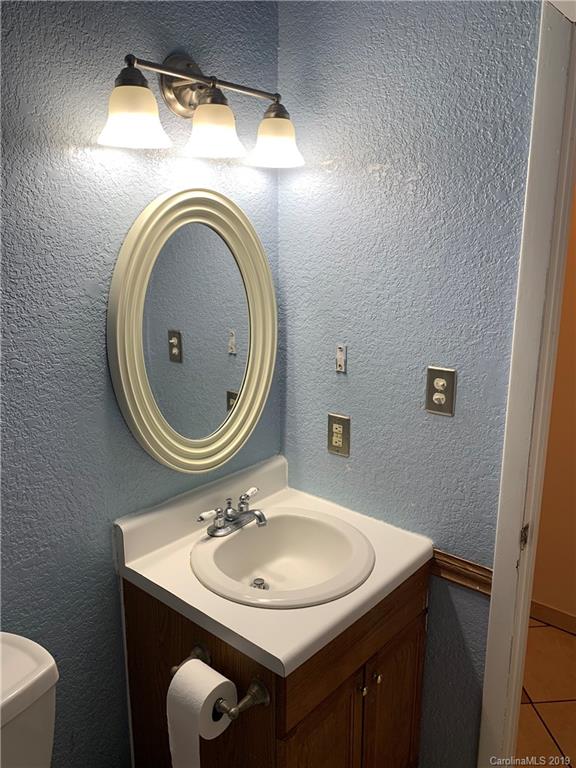 102 Lower Edgewood Road Candler, NC 28715 - Photo 14 of 26 Gallery Image 14