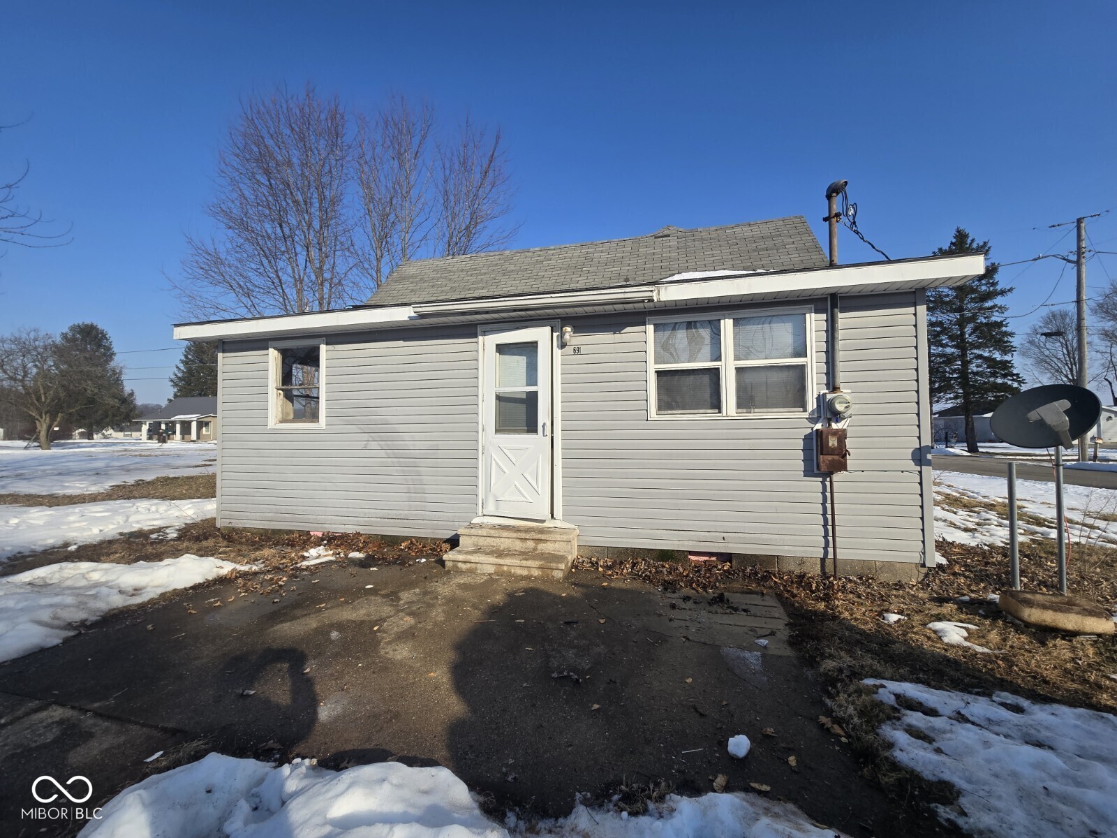 691 East Middle Street Rosedale, IN 47874 - Photo 4 of 13