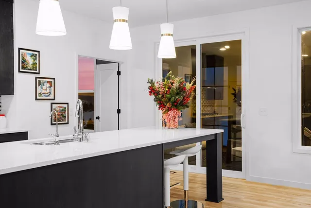 $769,000 | 5028 Airlake Draw, Woodbury, MN 55129