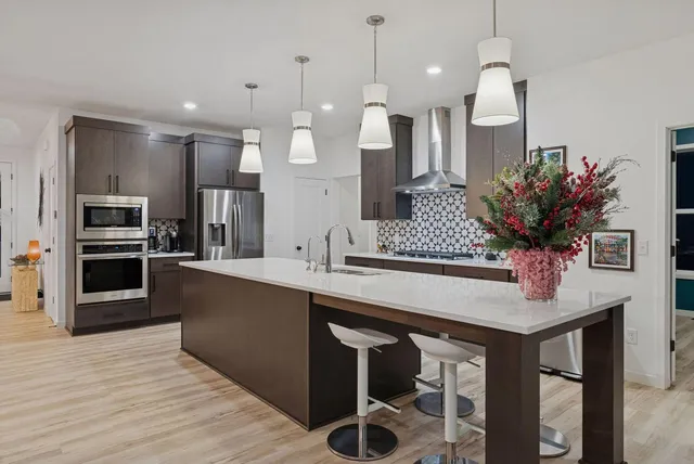 $769,000 | 5028 Airlake Draw, Woodbury, MN 55129