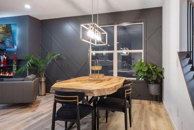 $769,000 | 5028 Airlake Draw, Woodbury, MN 55129