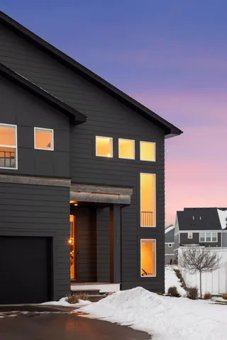 $769,000 | 5028 Airlake Draw, Woodbury, MN 55129
