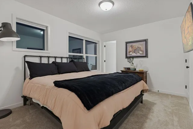 $769,000 | 5028 Airlake Draw, Woodbury, MN 55129