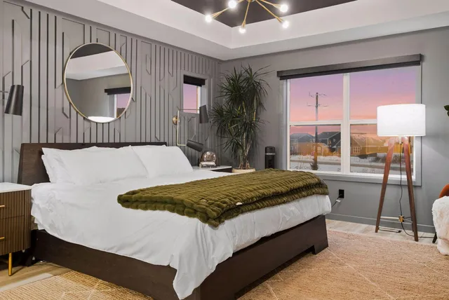 $769,000 | 5028 Airlake Draw, Woodbury, MN 55129