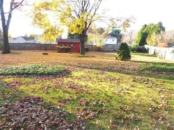 46 Country Road Agawam, MA 01001 - Photo 17 of 24 Gallery Image 17