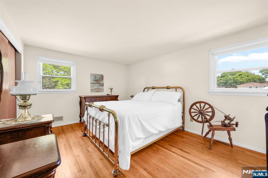 19 Lawrence Road Wayne, NJ 07470 - Photo 12 of 33