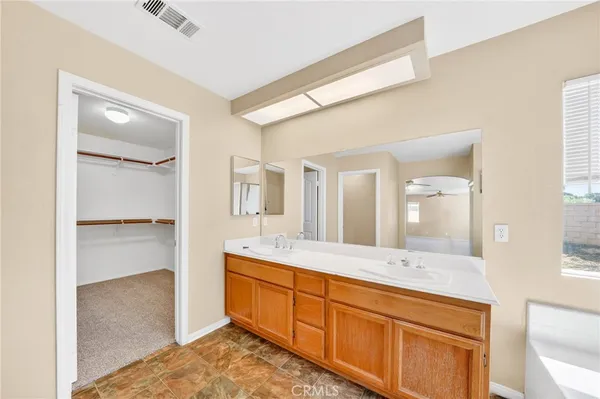 $549,900 | 6252 Sunset Canyon Court, Lancaster, CA 93536