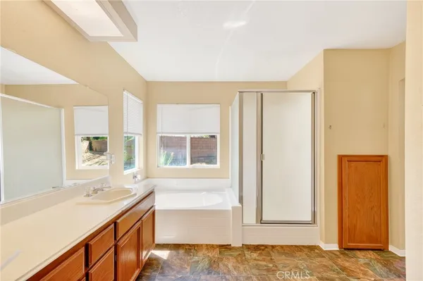 $549,900 | 6252 Sunset Canyon Court, Lancaster, CA 93536