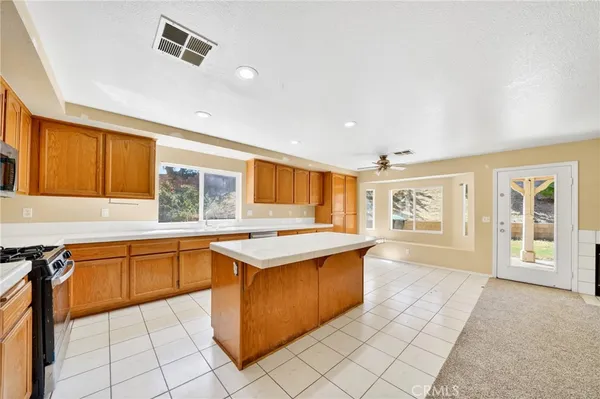 $549,900 | 6252 Sunset Canyon Court, Lancaster, CA 93536