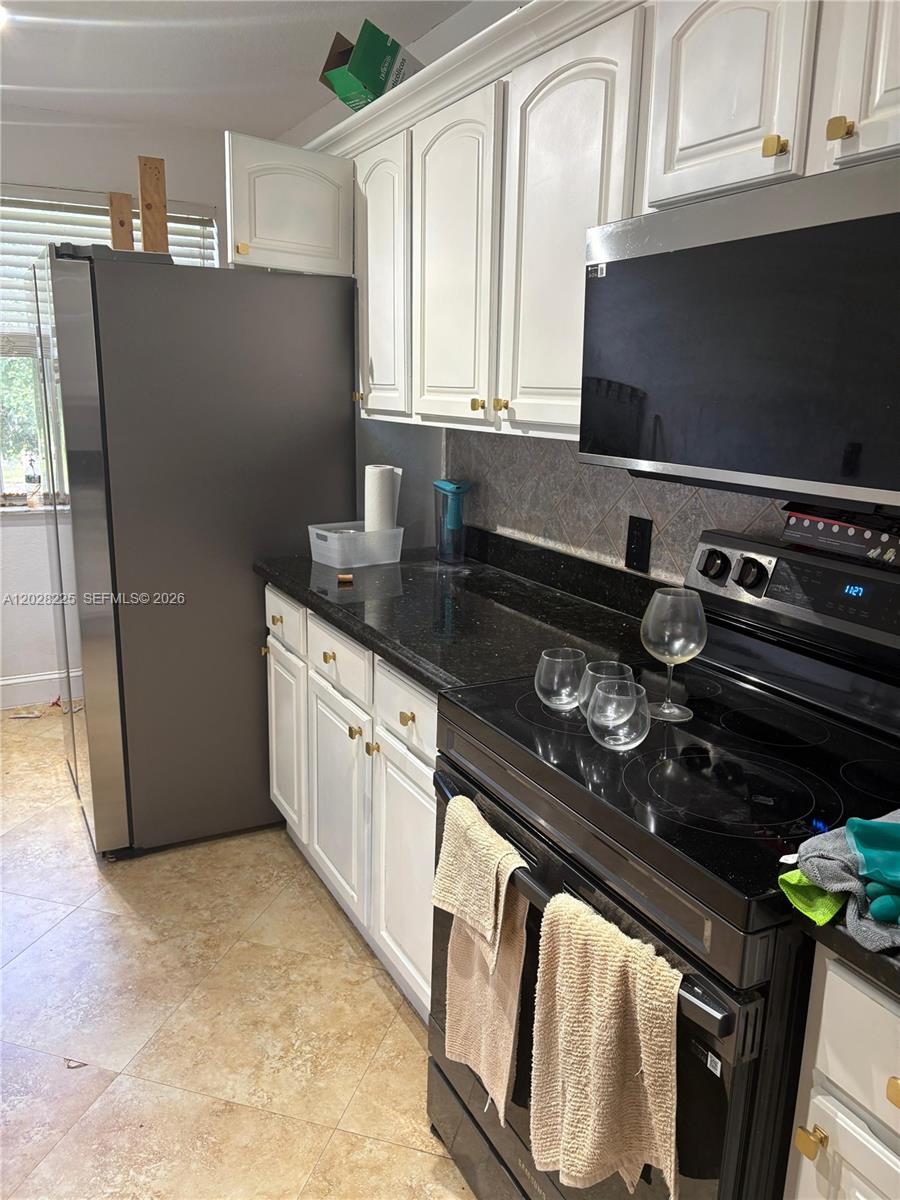 8761 Wiles Road, Unit 301 Coral Springs, FL 33067 - Photo 2 of 19