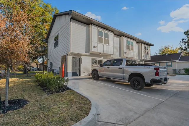 $1,625 | 601 West 24th Street, Unit 113, Bryan, TX 77803