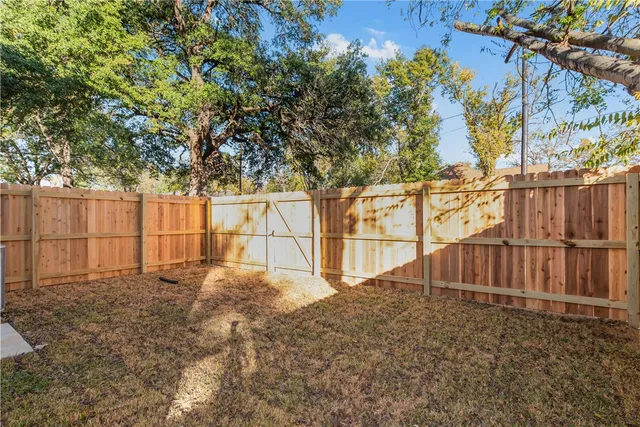 $1,625 | 601 West 24th Street, Unit 113, Bryan, TX 77803