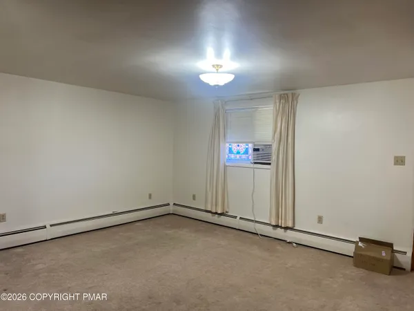 $1,200 | 144 East Diaz Avenue, Unit REAR, Nesquehoning, PA 18240