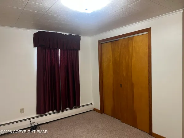 $1,200 | 144 East Diaz Avenue, Unit REAR, Nesquehoning, PA 18240