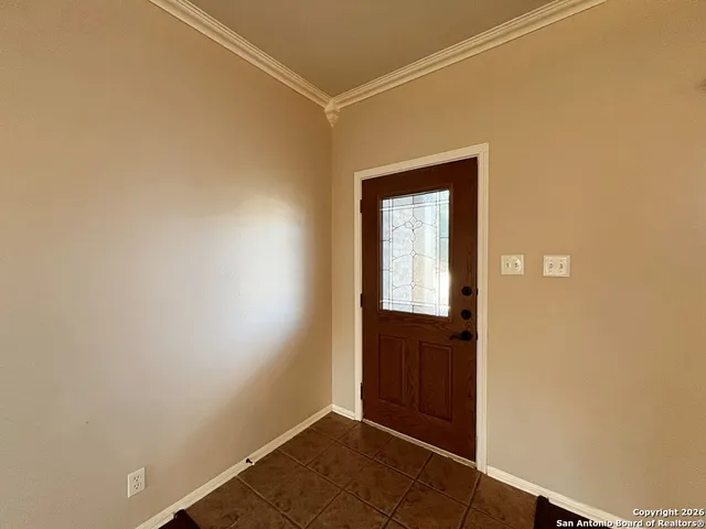 $1,895 | 22019 Goldcrest Run, San Antonio, TX 78258