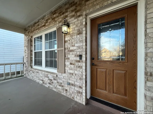$1,895 | 22019 Goldcrest Run, San Antonio, TX 78258