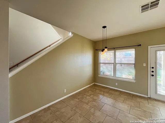 $1,895 | 22019 Goldcrest Run, San Antonio, TX 78258