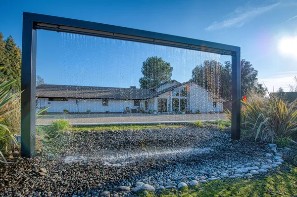 $2,196,000 | 11735 East Santa Ana Avenue, Clovis, CA 93619