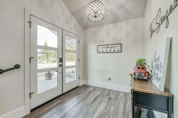 $2,196,000 | 11735 East Santa Ana Avenue, Clovis, CA 93619