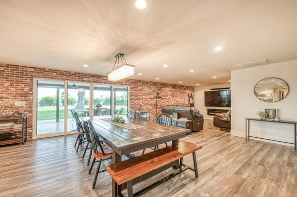 $2,196,000 | 11735 East Santa Ana Avenue, Clovis, CA 93619