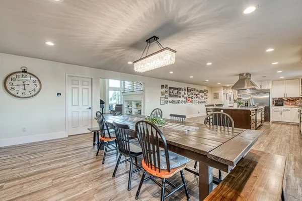 $2,196,000 | 11735 East Santa Ana Avenue, Clovis, CA 93619