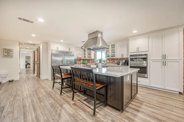 $2,196,000 | 11735 East Santa Ana Avenue, Clovis, CA 93619